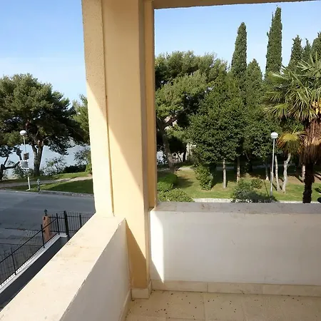 Hostel Vila Mikica