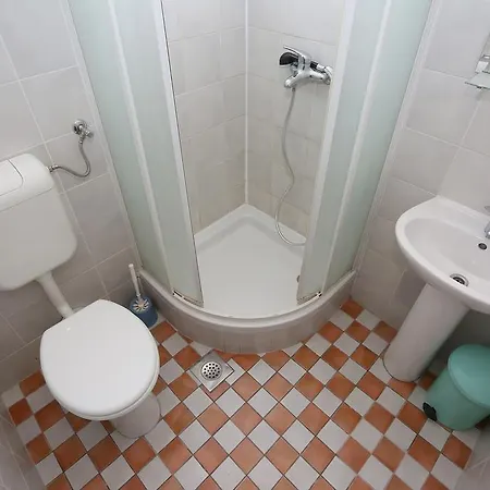 Vila Mikica