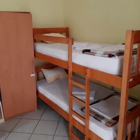 Hostel Vila Mikica