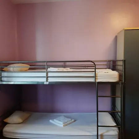 Vila Mikica Hostel *